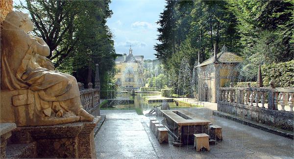 Castello Hellbrunn con i giochi d`acqua